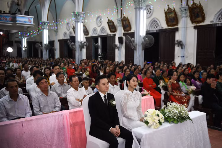 Dam cuoi Phan Manh Quynh, Phan Manh Quynh, Huynh Khanh Vy anh 8