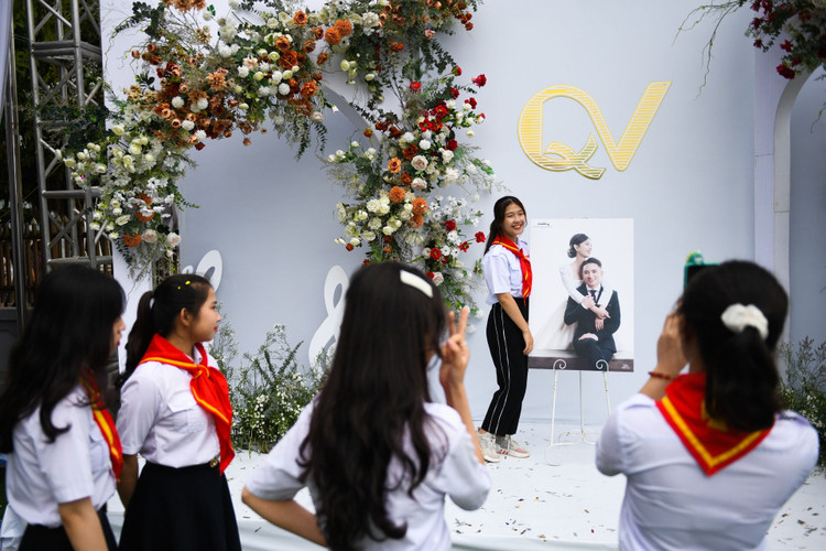 Dam cuoi Phan Manh Quynh, Phan Manh Quynh, Huynh Khanh Vy anh 25