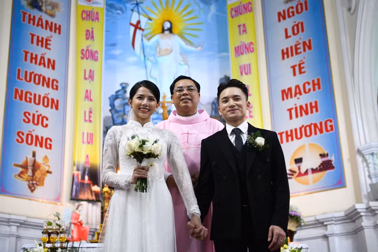 Dam cuoi Phan Manh Quynh, Phan Manh Quynh, Huynh Khanh Vy anh 16