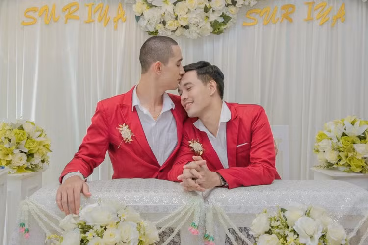 cap dong tinh Thai Lan bi doa giet anh 1