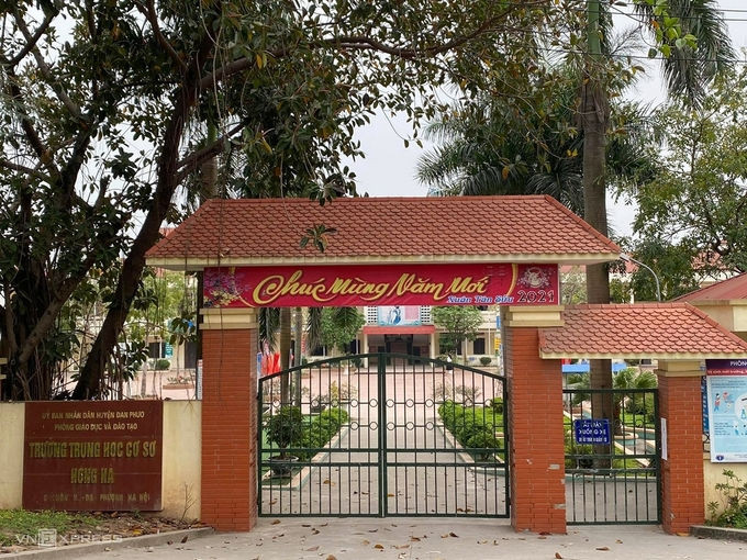 Trường THCS Hồng Hà, huyện Đan Phượng, Hà Nội, nơi xảy ra sự việc. Ảnh: Thúy Quỳnh