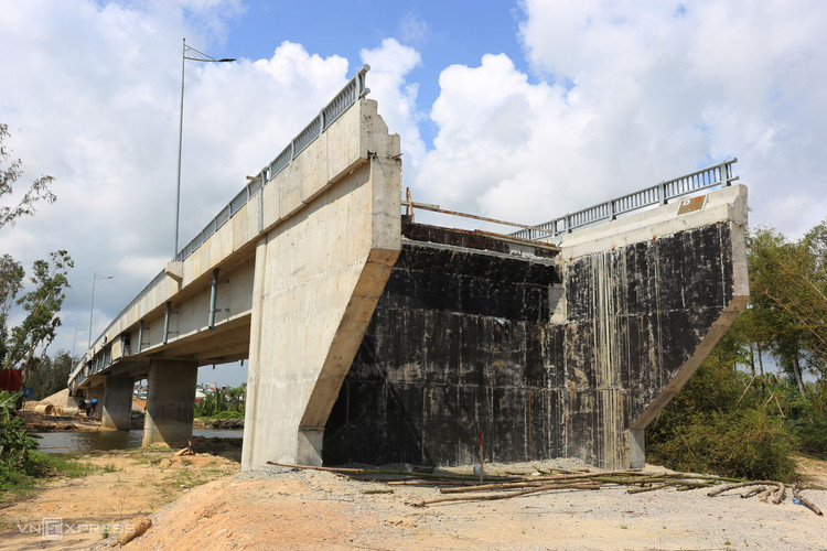 Cầu xây xong không có đường dẫn ảnh 4