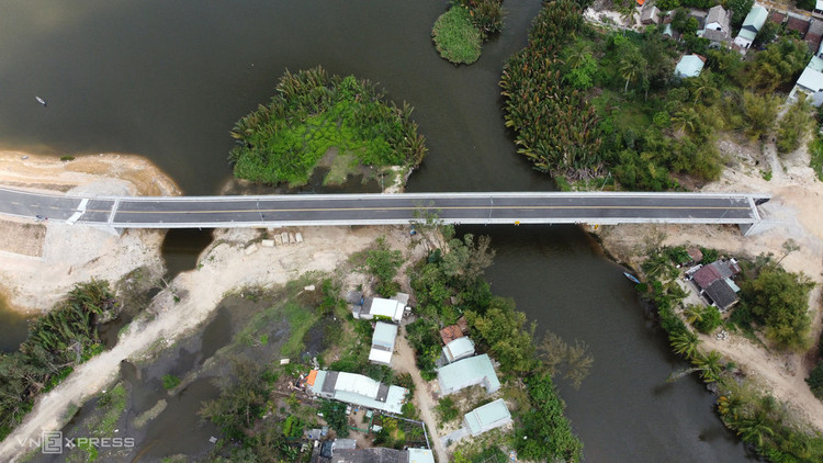 Cầu xây xong không có đường dẫn ảnh 2