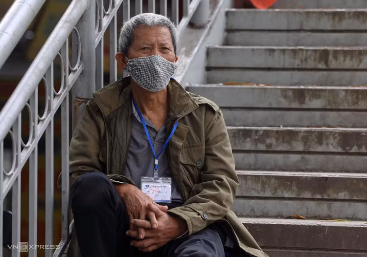 Bệnh nhân nháo nhác khi Bệnh viện K phong tỏa ảnh 4