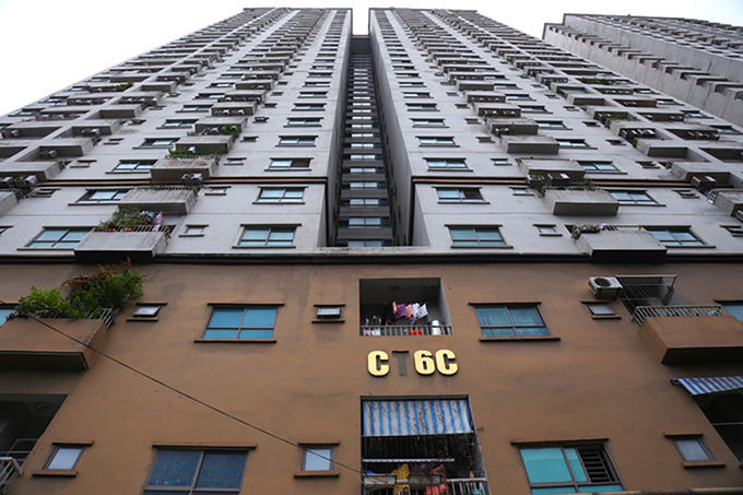 Toà nhà được xác định là xây trái phép trong dự án của tập đoàn Mường Thanh. Ảnh: Phạm Dự.