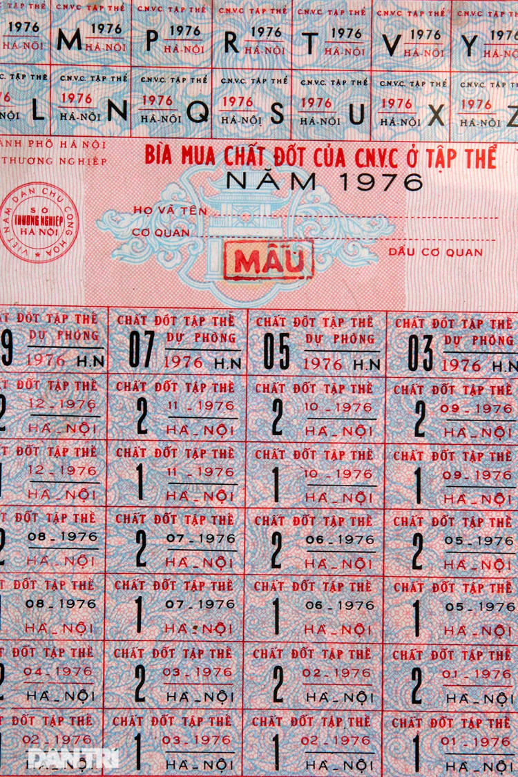 Ký ức gian khó qua bộ sưu tập tem phiếu, sổ gạo thời bao cấp - 14