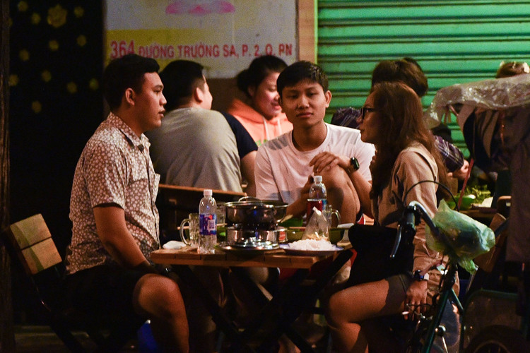 quan nhau TP.HCM dong duc anh 3