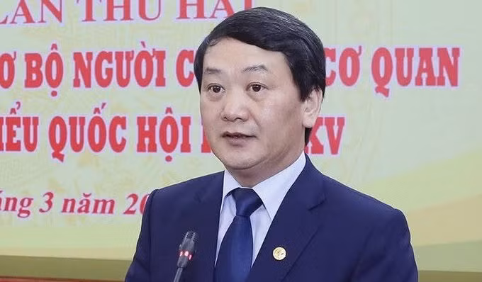 Ông Hầu A Lềnh, Phó Chủ tịch, Tổng thư ký Ủy ban Trung ương Mặt trận Tổ quốc Việt Nam, thông tin tại Hội nghị Hiệp thương lần 2 sáng 18/3. Ảnh: Hoàng Phong