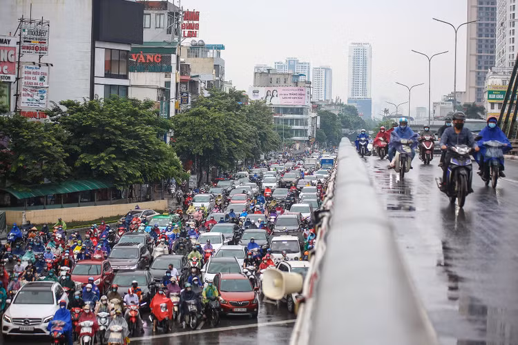 mua khien duong pho Ha Noi un tac anh 3