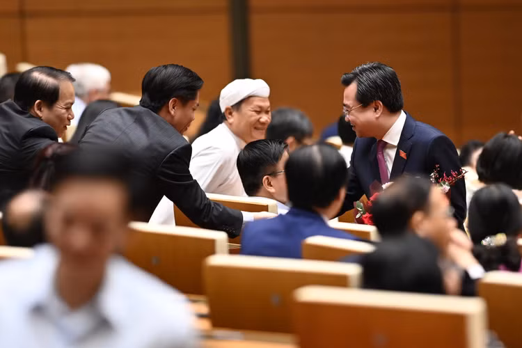 14 thanh vien Chinh phu moi ra mat anh 6