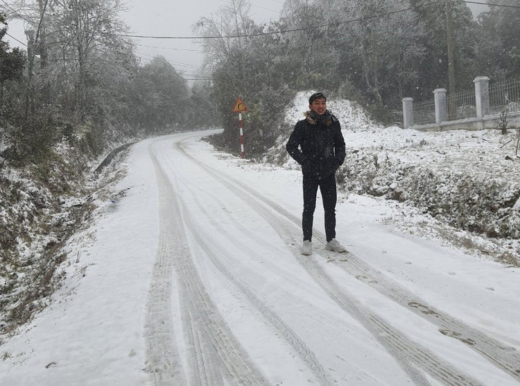 tuyet roi o Sa Pa va Y Ty anh 2