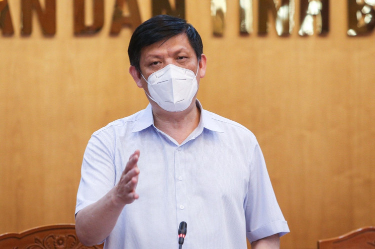 Bo truong Y te Nguyen Thanh Long tai TP.HCM anh 2