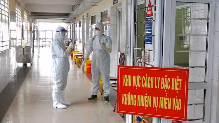 Tất niên trong khu cách ly -6