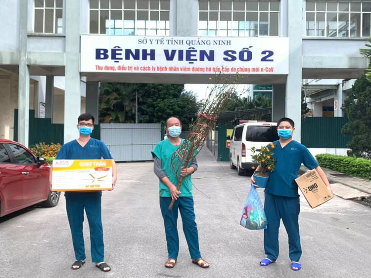 Tất niên trong khu cách ly -1