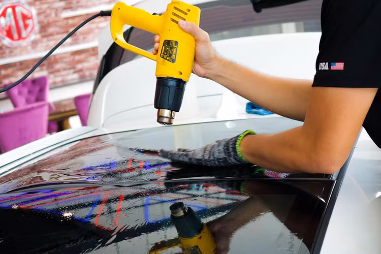 3M Crystalline là dòng phim phi kim loại nên không cản sóng và các tín hiệu điện tử.