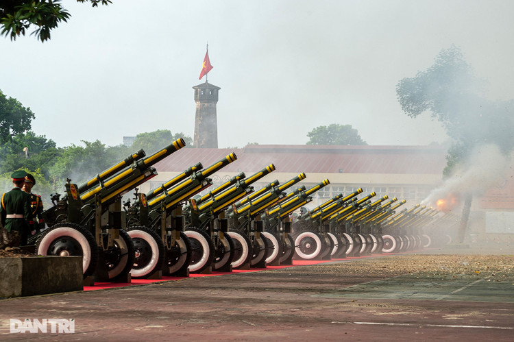 Ngắm Lễ diễu binh hùng tráng, rộn ràng đường phố Thủ đô dịp Quốc khánh 2015 - 6