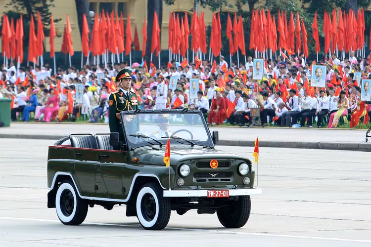 Ngắm Lễ diễu binh hùng tráng, rộn ràng đường phố Thủ đô dịp Quốc khánh 2015 - 8