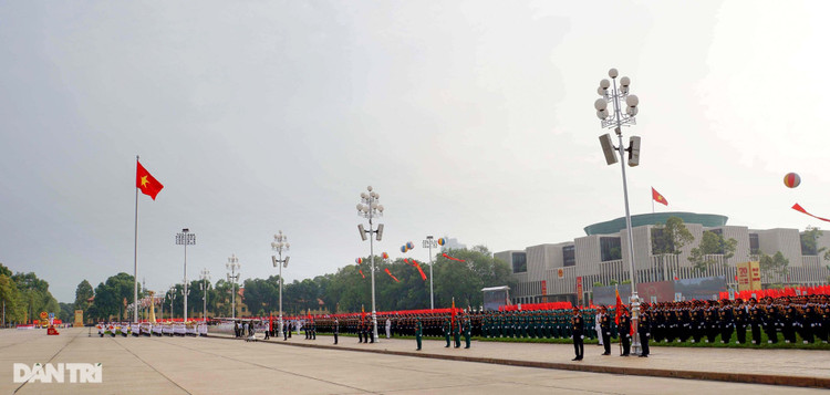 Ngắm Lễ diễu binh hùng tráng, rộn ràng đường phố Thủ đô dịp Quốc khánh 2015 - 5