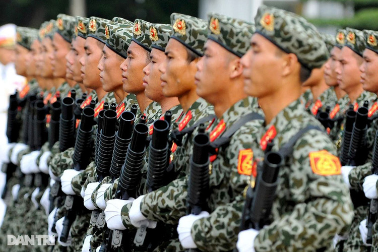 Ngắm Lễ diễu binh hùng tráng, rộn ràng đường phố Thủ đô dịp Quốc khánh 2015 - 14