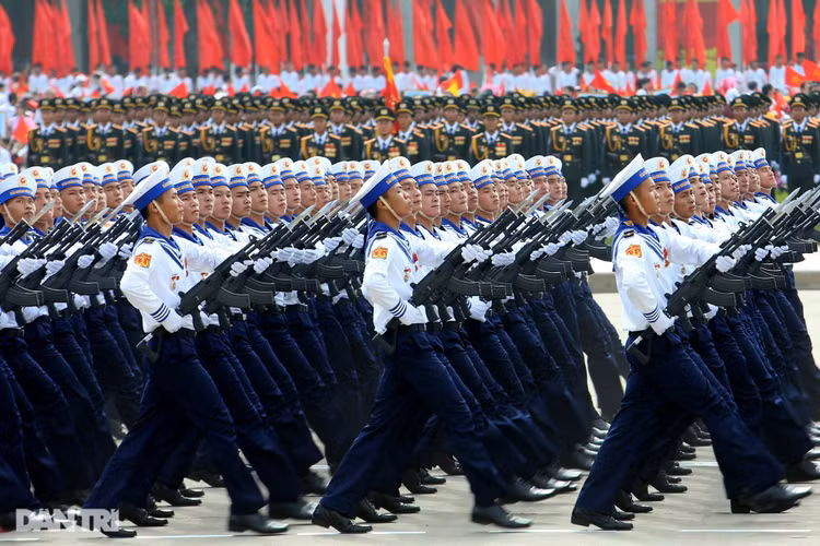 Ngắm Lễ diễu binh hùng tráng, rộn ràng đường phố Thủ đô dịp Quốc khánh 2015 - 13