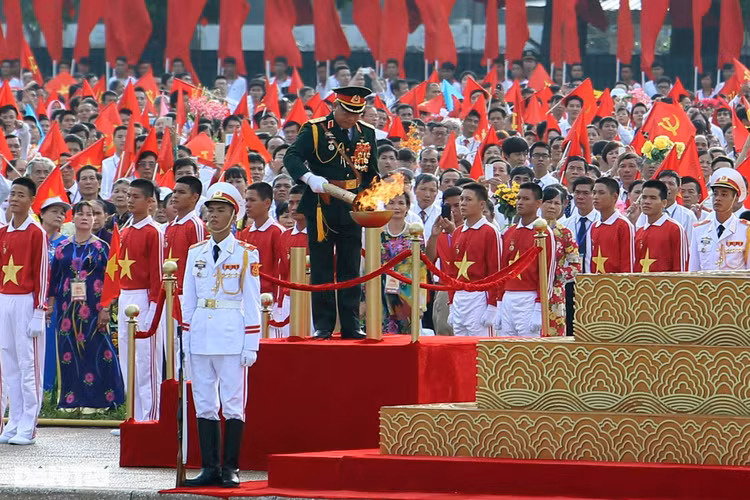 Ngắm Lễ diễu binh hùng tráng, rộn ràng đường phố Thủ đô dịp Quốc khánh 2015 - 3