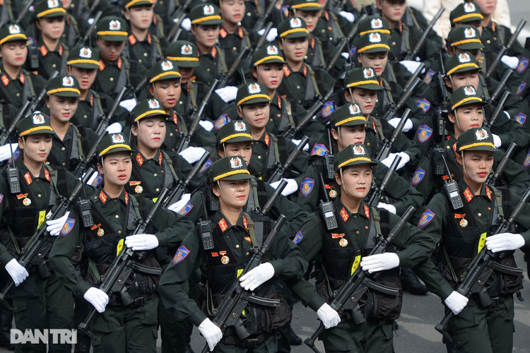 Ngắm Lễ diễu binh hùng tráng, rộn ràng đường phố Thủ đô dịp Quốc khánh 2015 - 35