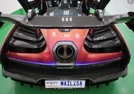 Bên trong garage siêu xe hoành tráng của giới đại gia Việt