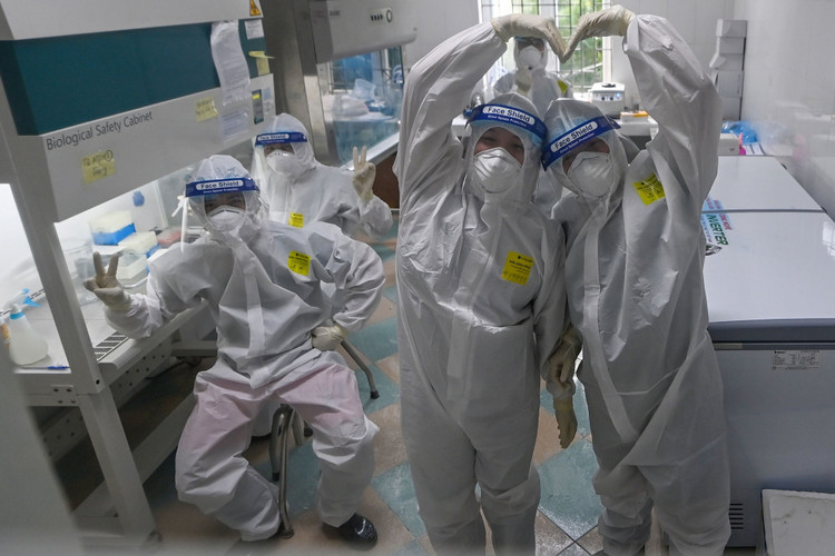 Trung tam xet nghiem Covid-19 anh 12