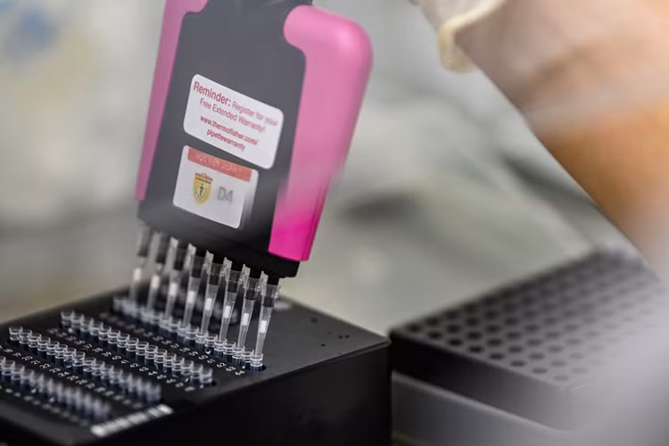 Trung tam xet nghiem Covid-19 anh 6