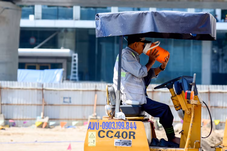 Xâm nhập 2 ga ngầm tuyến metro số 1 - 1