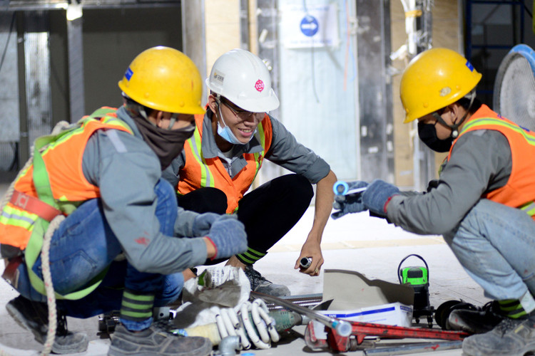 Xâm nhập 2 ga ngầm tuyến metro số 1 - 13