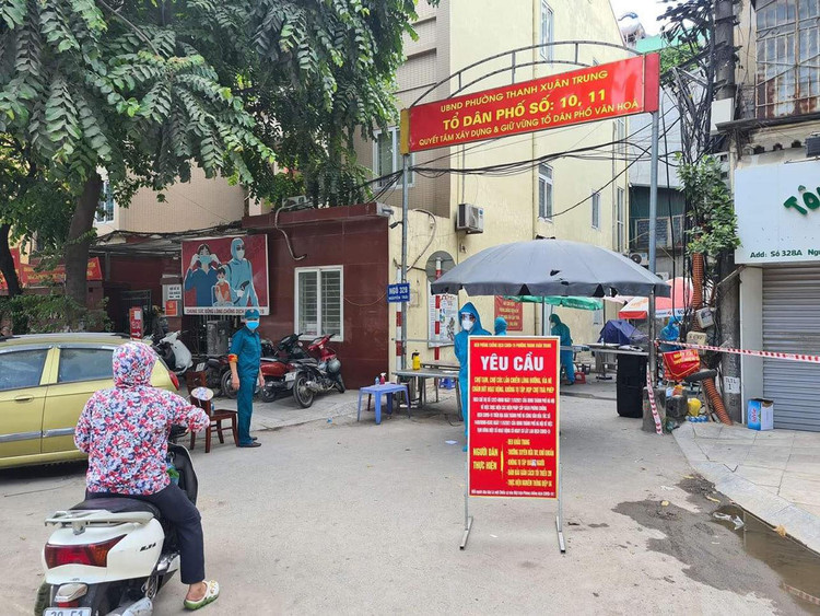 Chủ tịch Hà Nội: Xét nghiệm chưa trúng nên Thanh Xuân bùng dịch - 3