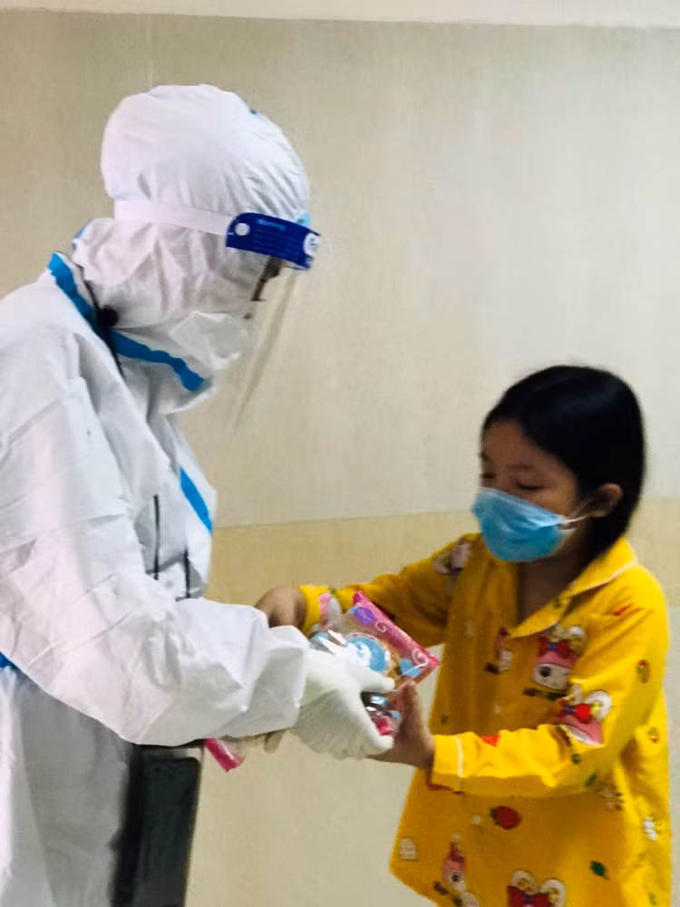 Các em vẫn luôn được quan tâm dù trong hoàn cảnh khó khăn nào.