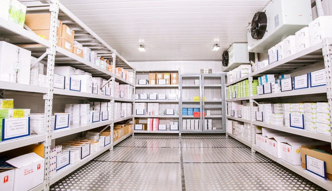 Hành trình đưa lô vắc xin ngừa COVID-19 đầu tiên về Việt Nam - ảnh 2