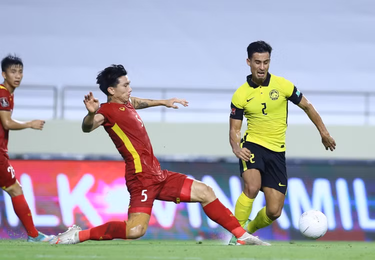 Tan truong cao diem nhat tran Viet Nam 2-1 Indonesia anh 5