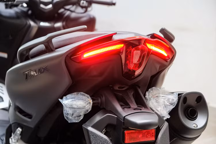 Nhung mau xe tay ga phan khoi lon dang chu y tai Viet Nam anh 14