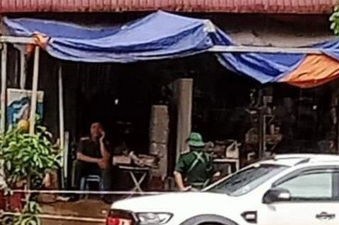 Con re giet bo me roi tu sat anh 1