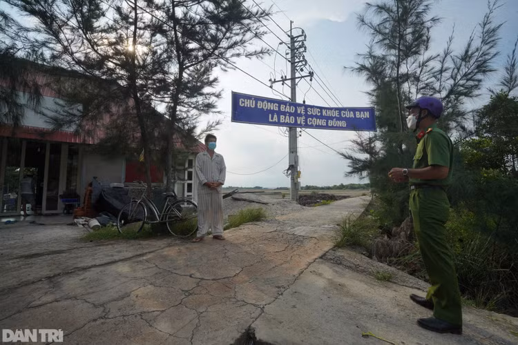 Trắng đêm bảo vệ vùng xanh trên biển tại xã đảo duy nhất ở TPHCM - 13