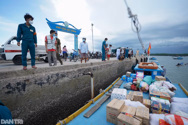 Trắng đêm bảo vệ vùng xanh trên biển tại xã đảo duy nhất ở TPHCM - 5