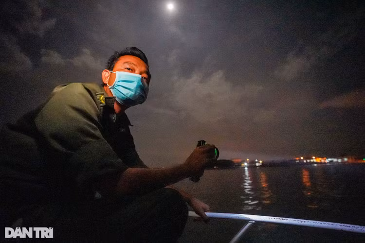 Trắng đêm bảo vệ vùng xanh trên biển tại xã đảo duy nhất ở TPHCM - 2