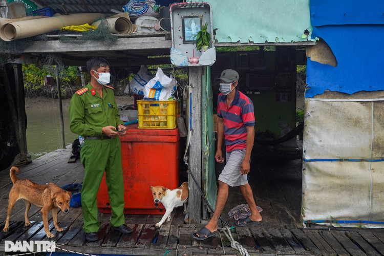 Trắng đêm bảo vệ vùng xanh trên biển tại xã đảo duy nhất ở TPHCM - 10