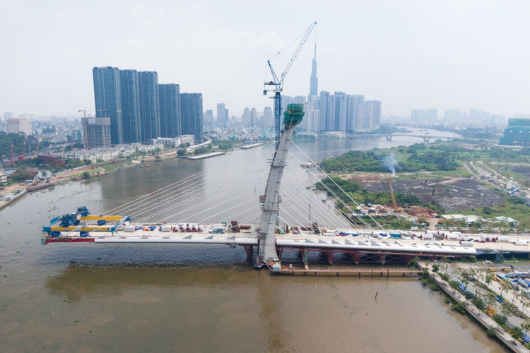 cau Thu Thiem 2 anh 7