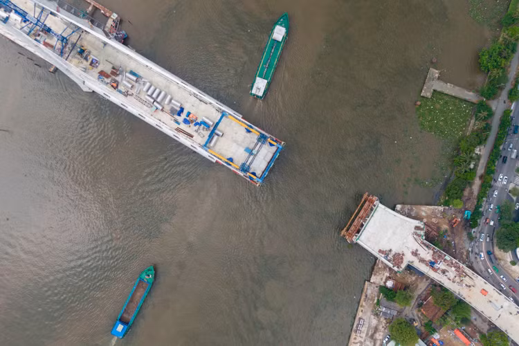 cau Thu Thiem 2 anh 6