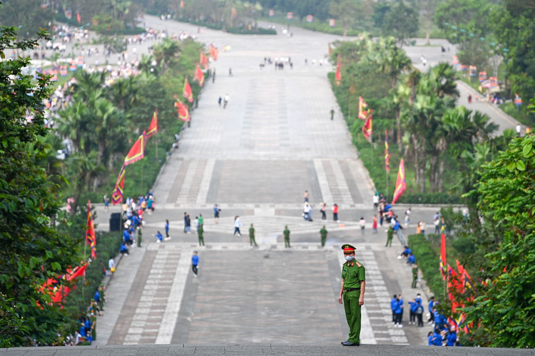 Chu tich nuoc dang huong tuong nho vua Hung anh 7