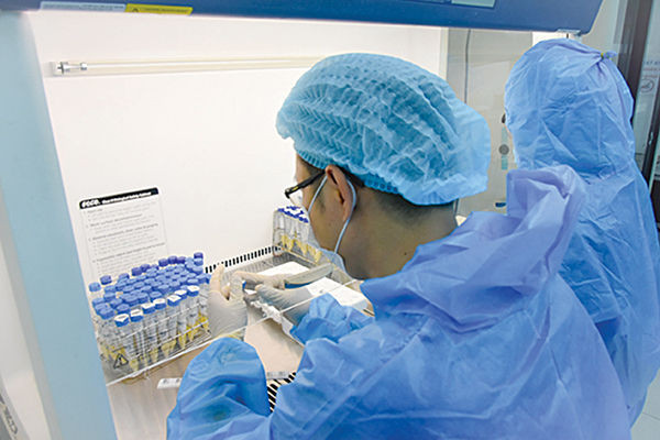 Sẽ huy động khối xét nghiệm ngoài công lập tại TP.HCM ảnh 1