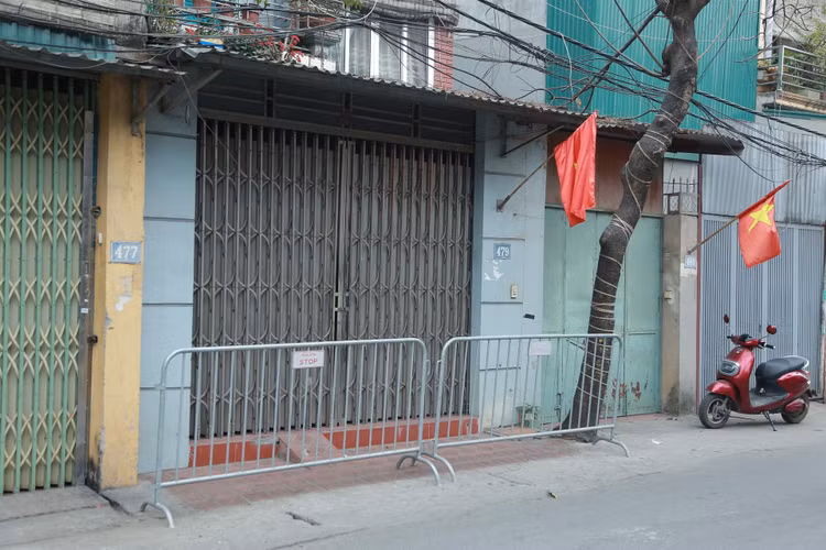 Ngày cực nóng của Hà Nội: Liên tiếp 11 ca Covid-19 chỉ trong 24h - 1