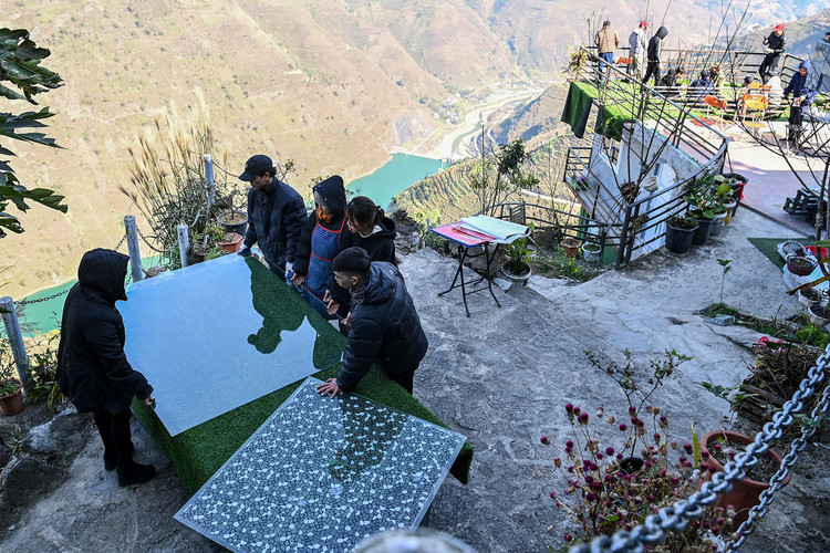 Nhà hàng ở Mã Pì Lèng sau nửa năm 'cải tạo' ảnh 6