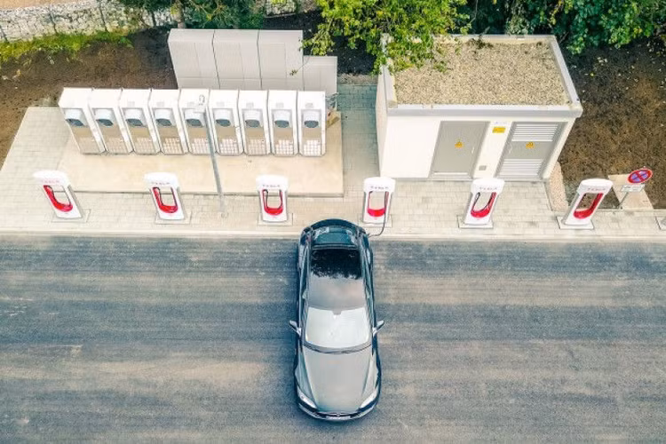 Khoảng trống trong tiêu chuẩn, quy chuẩn quốc gia cho xe điện ở Việt Nam