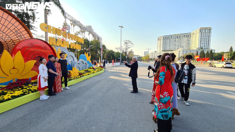 TRỰC TIẾP: Người dân cả nước chờ đón năm mới Tân Sửu 2021 - 23