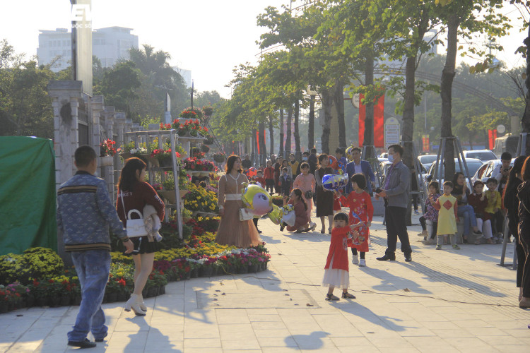 TRỰC TIẾP: Người dân cả nước chờ đón năm mới Tân Sửu 2021 - 8